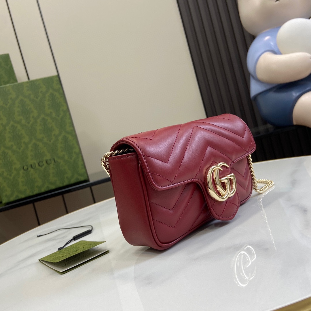 Gucci GG Marmont Super Mini Bag - DopestKickz