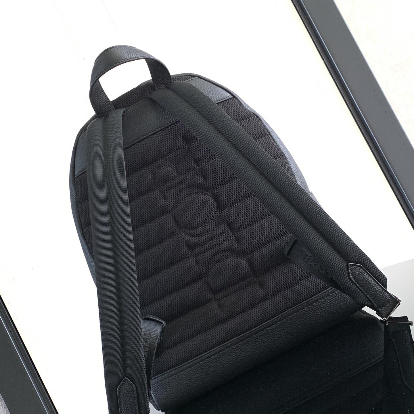Dior Rider 2.0 Backpack - DopestKickz