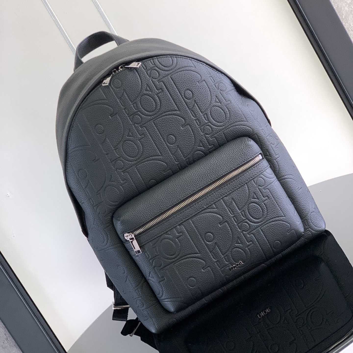 Dior Rider 2.0 Backpack - DopestKickz