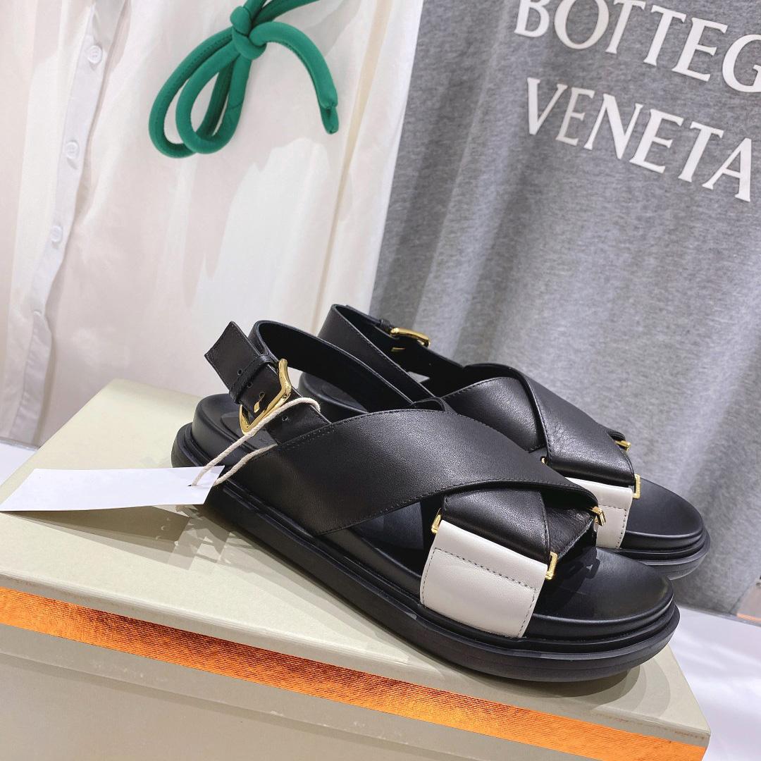 Marni Black And White Leather Fussbett - DopestKickz