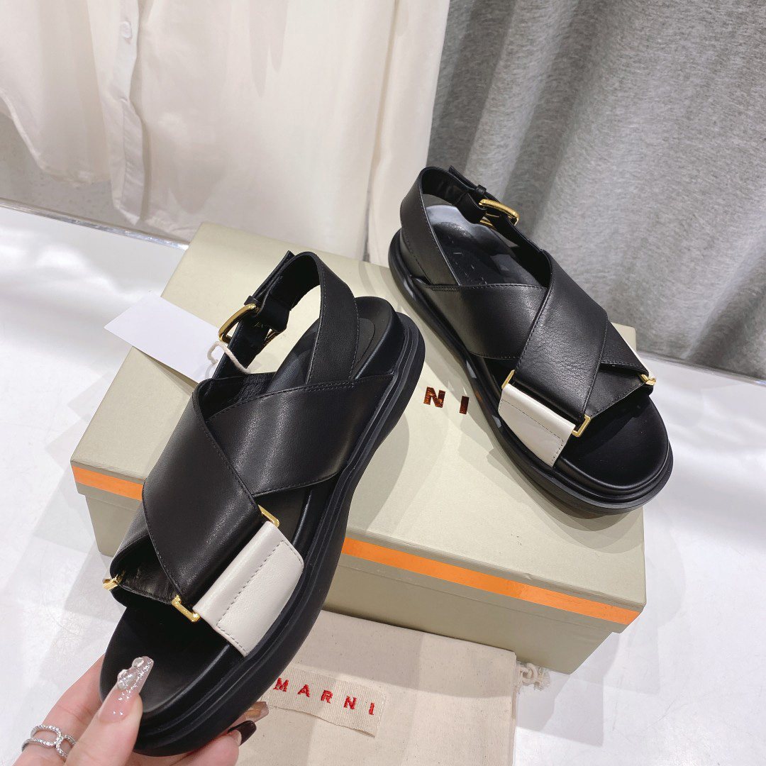 Marni Black And White Leather Fussbett - DopestKickz