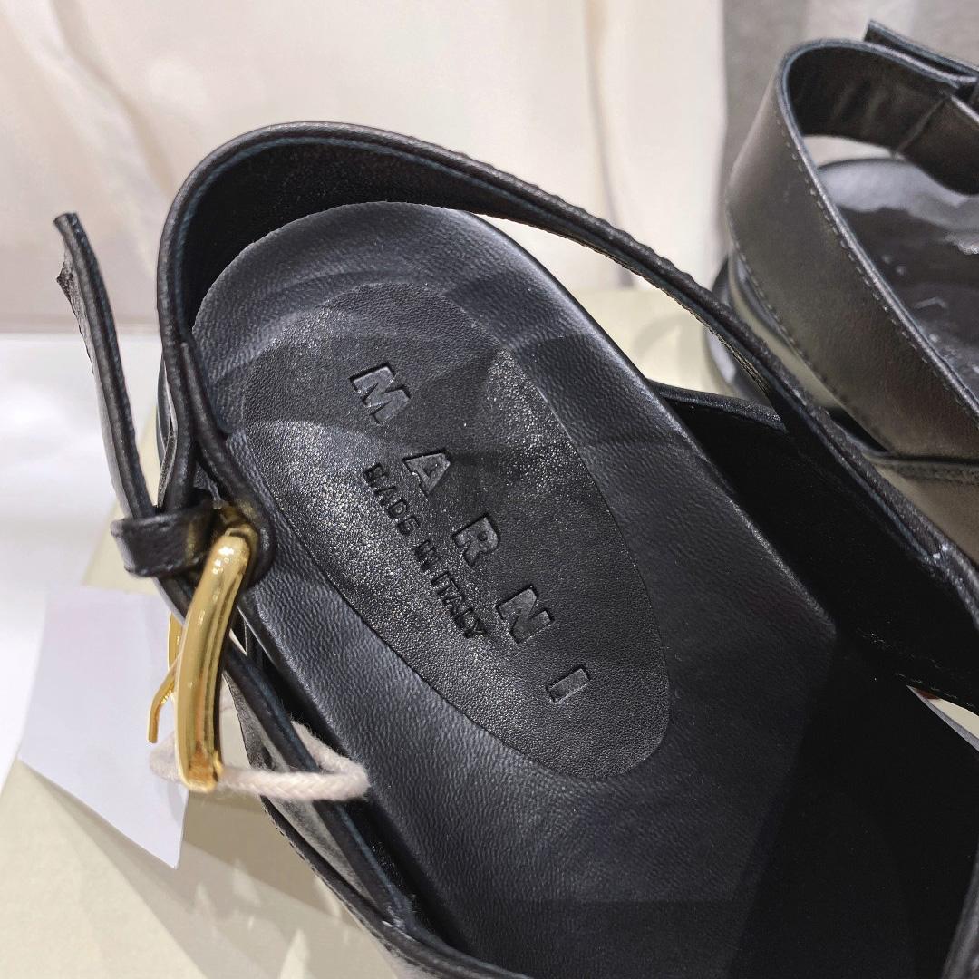 Marni Black And White Leather Fussbett - DopestKickz