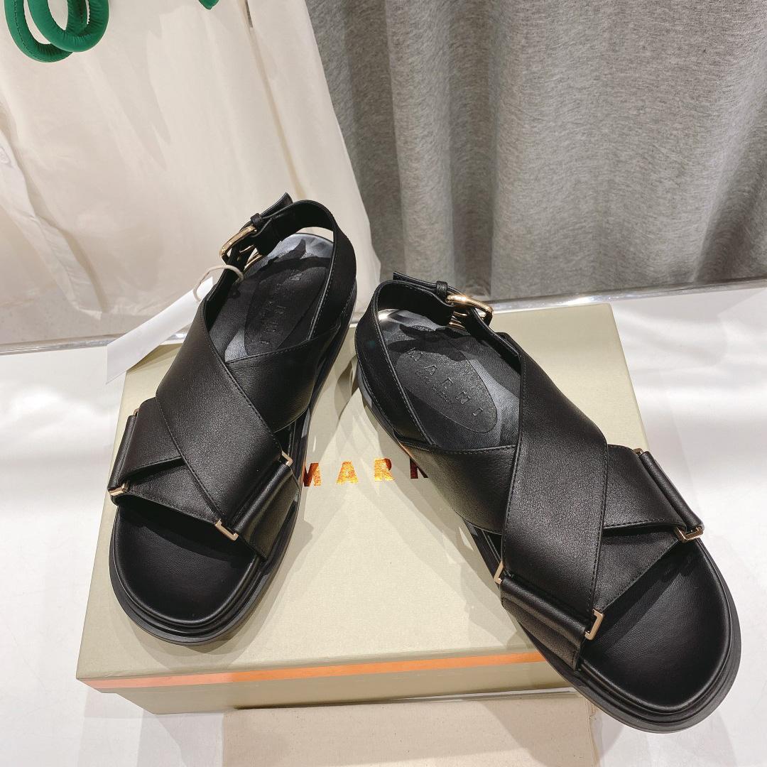 Marni Black Leather Fussbett - DopestKickz