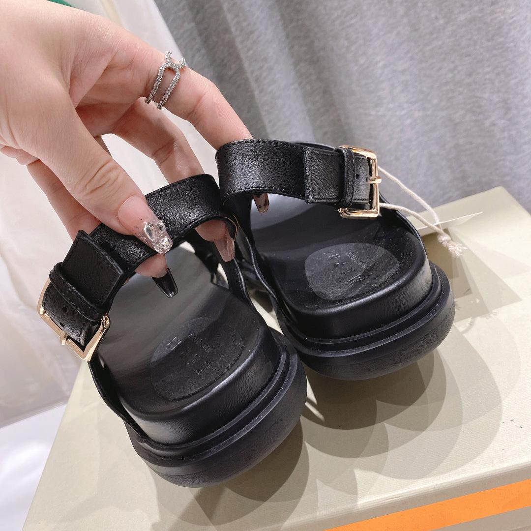 Marni Black Leather Fussbett - DopestKickz