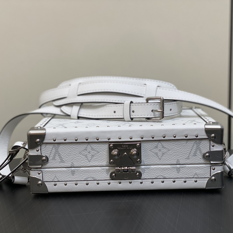 Louis Vuitton Clutch Box   M20251 - DopestKickz