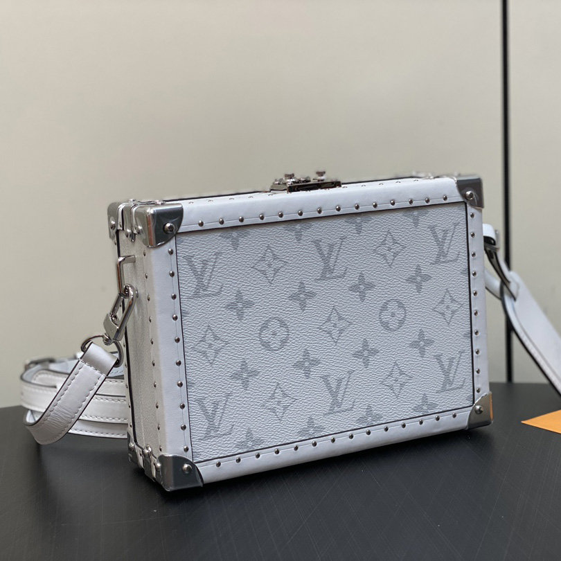 Louis Vuitton Clutch Box   M20251 - DopestKickz