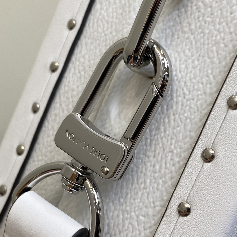 Louis Vuitton Clutch Box   M20251 - DopestKickz