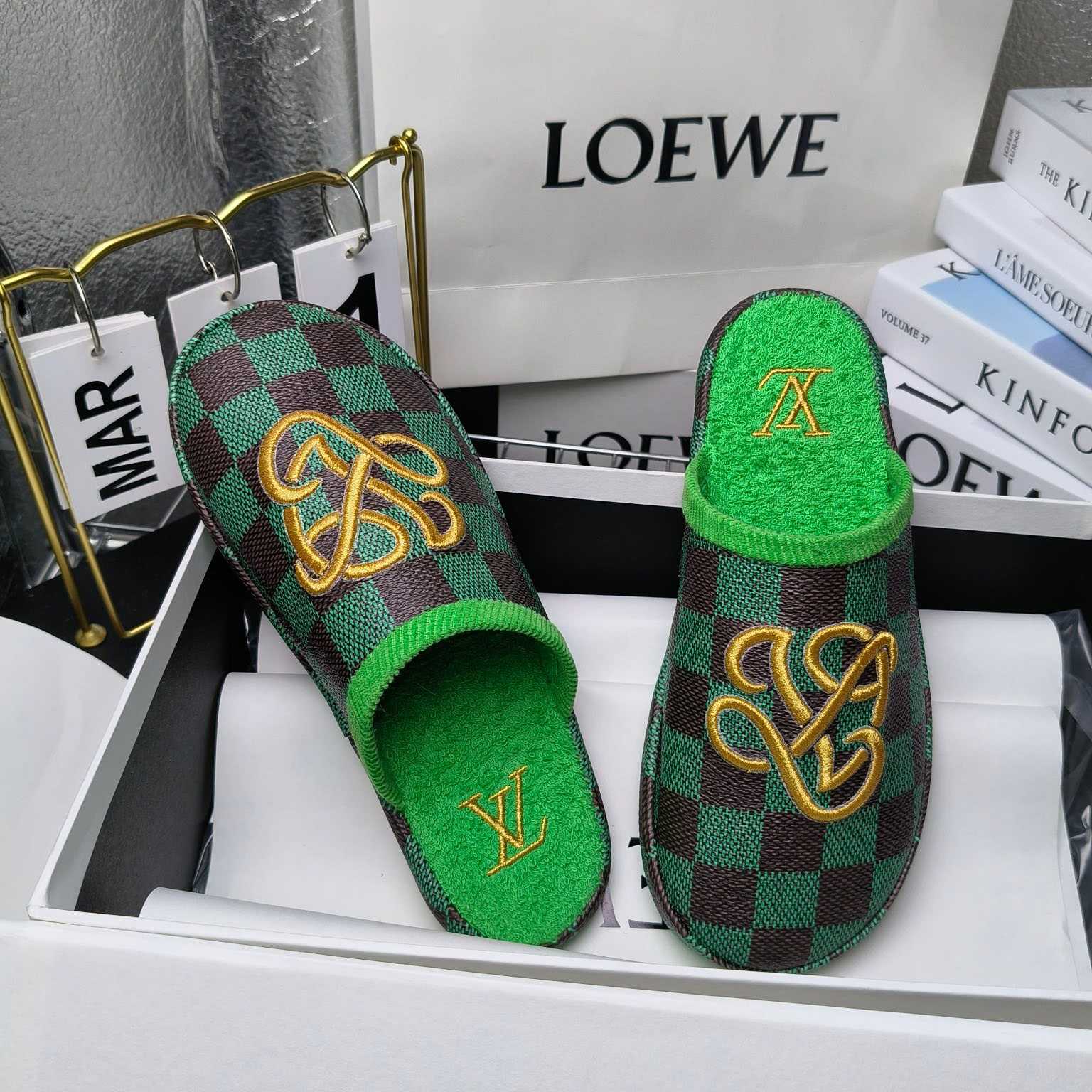 Louis Vuitton LV Palace Slipper   1ACN7D - DopestKickz