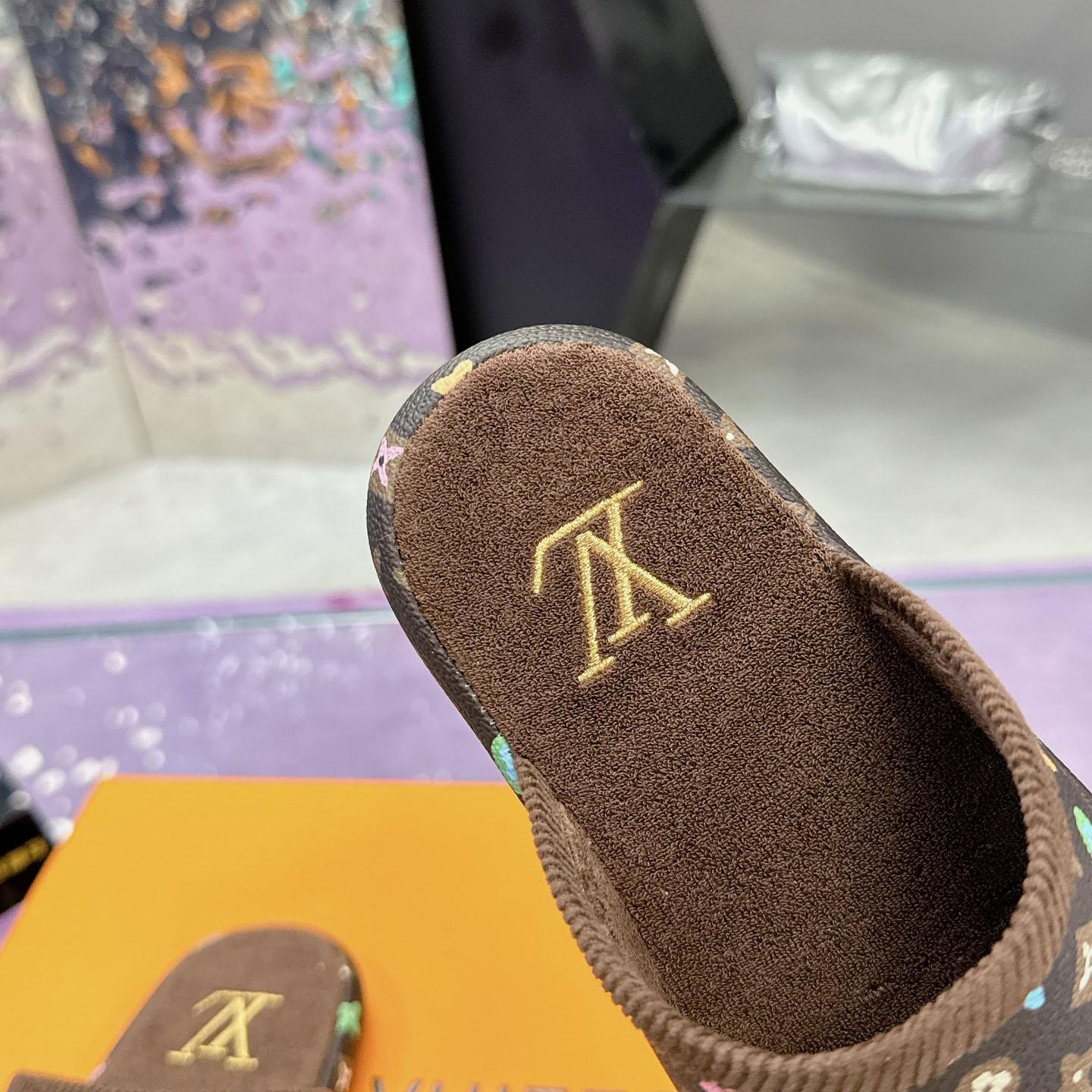 Louis Vuitton LV Palace Slipper    1ACWGF - DopestKickz