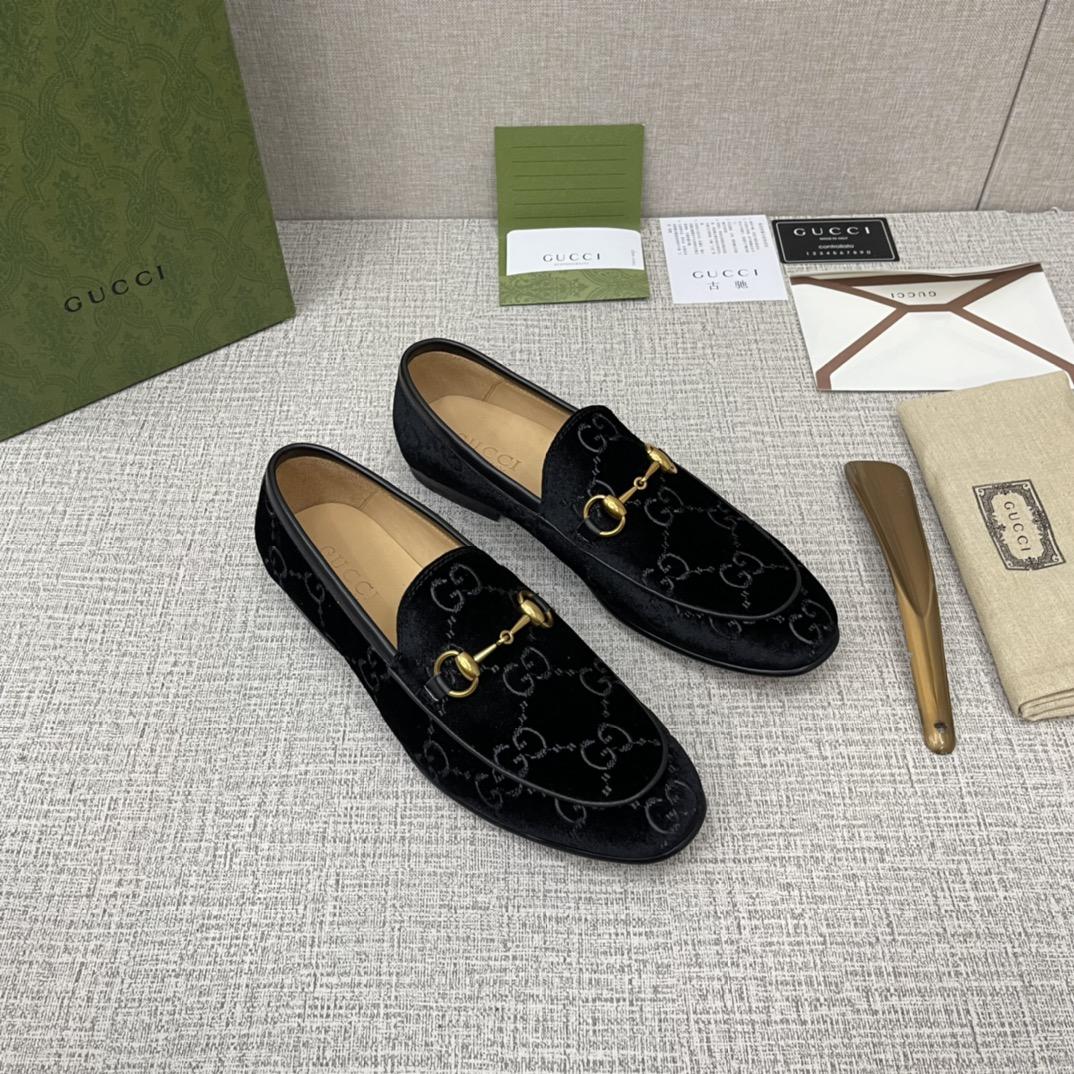 GUCCI Jordaan GG Velvet Loafer - DopestKickz
