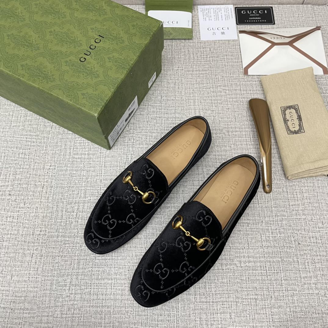 GUCCI Jordaan GG Velvet Loafer - DopestKickz