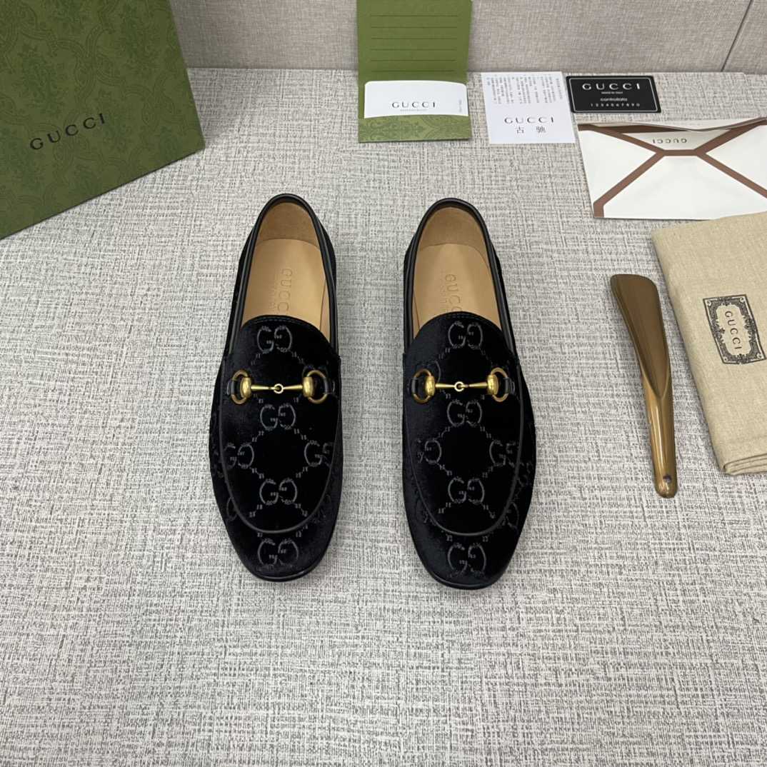 GUCCI Jordaan GG Velvet Loafer - DopestKickz