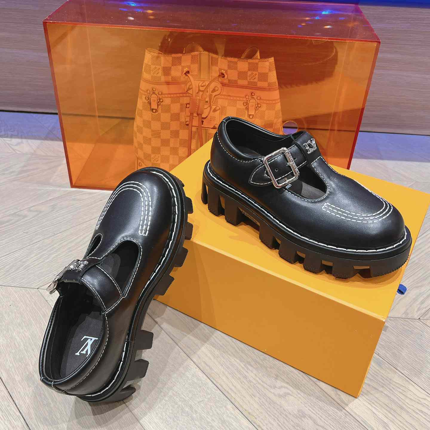 Louis Vuitton LV Checker Mary Jane   1ACNB6 - DopestKickz