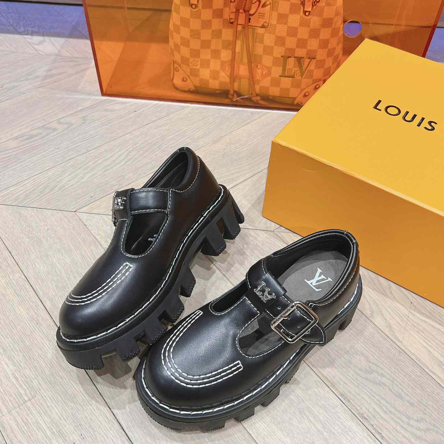 Louis Vuitton LV Checker Mary Jane   1ACNB6 - DopestKickz