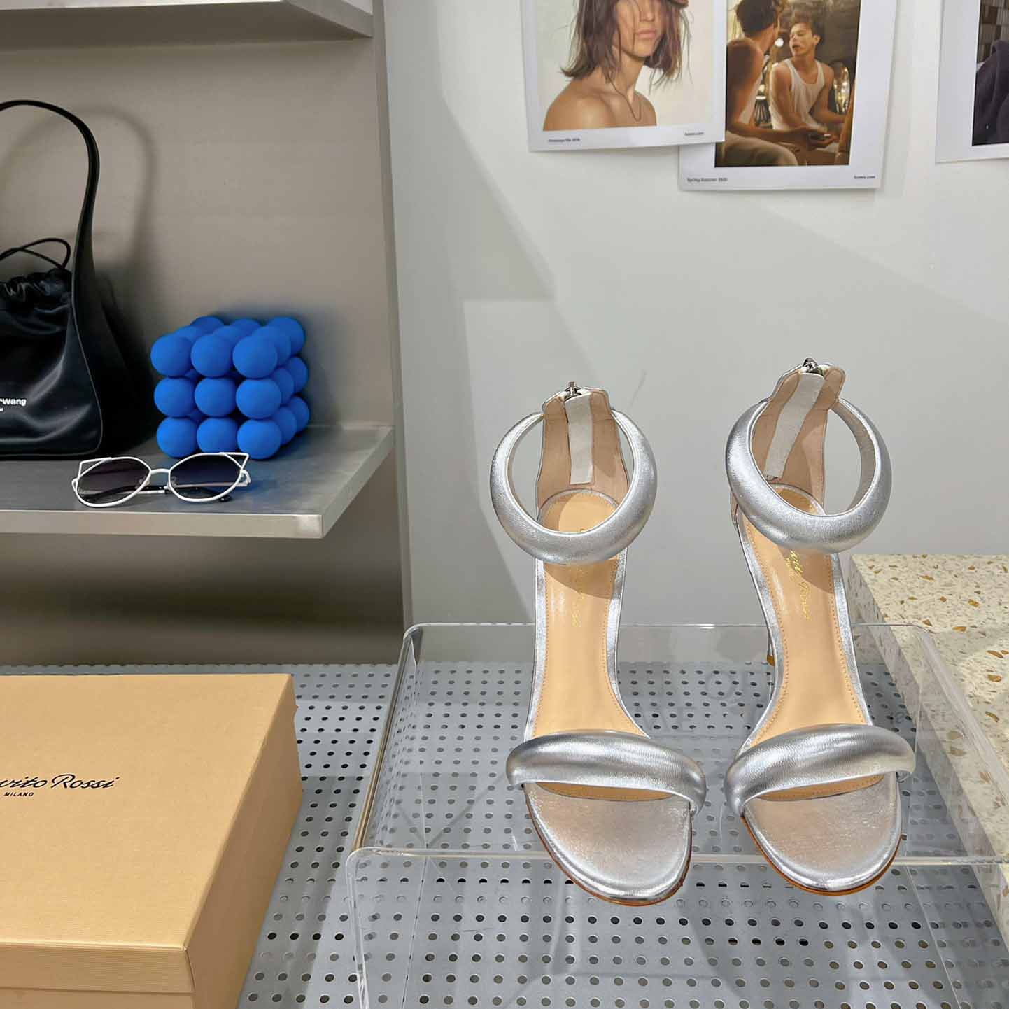 Gianvito Rossi Leather Bijoux Sandals - DopestKickz