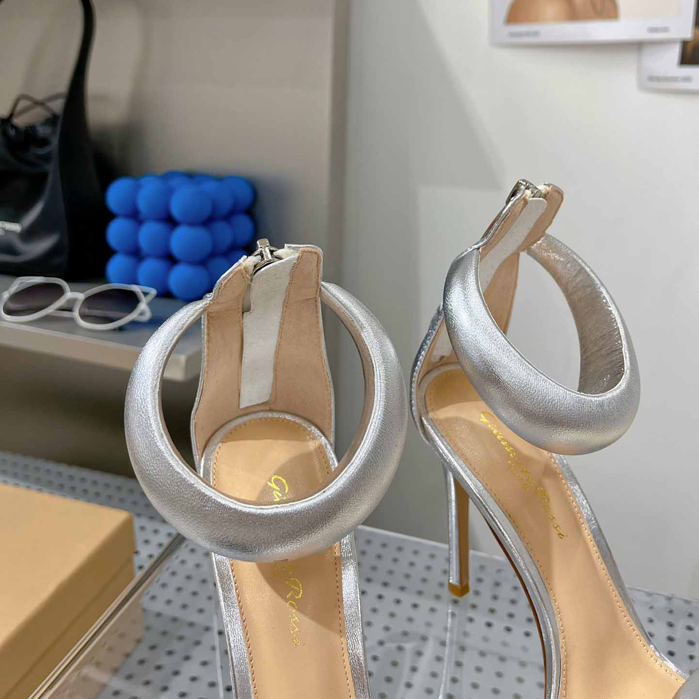 Gianvito Rossi Leather Bijoux Sandals - DopestKickz