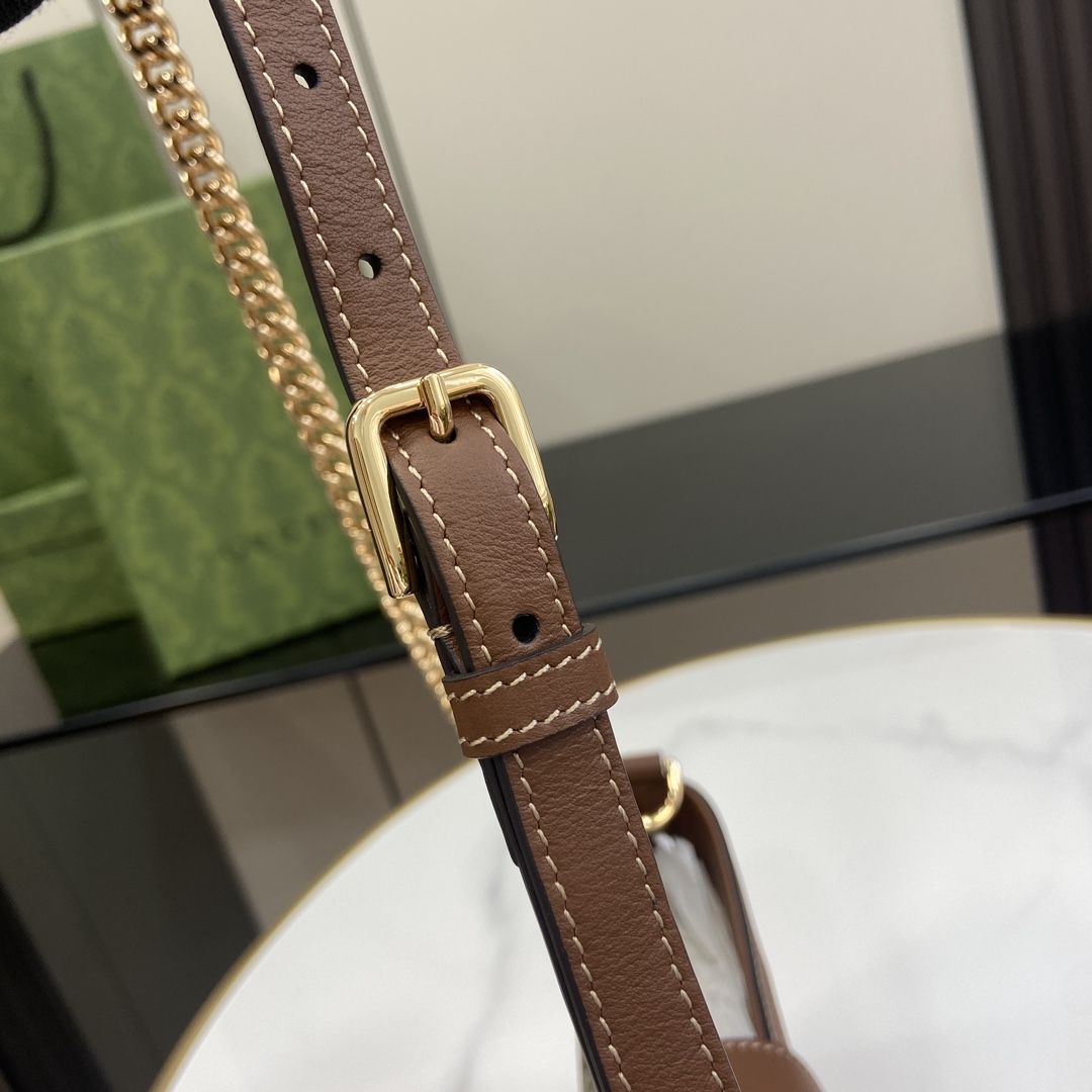 Gucci Padlock Small Shoulder Bag - DopestKickz