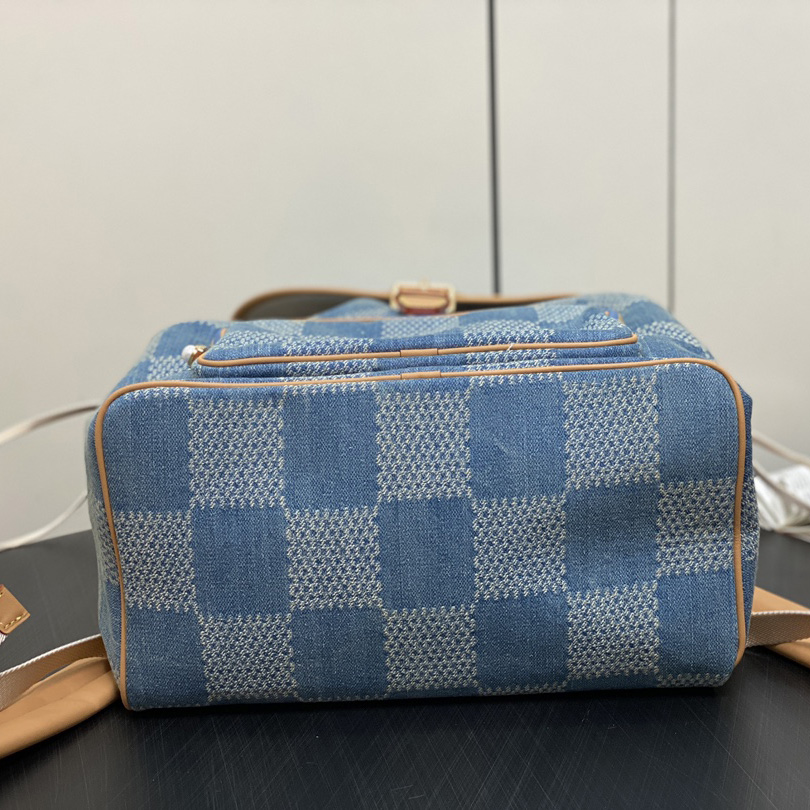 Louis Vuitton Montsouris Backpack   N40708 - DopestKickz