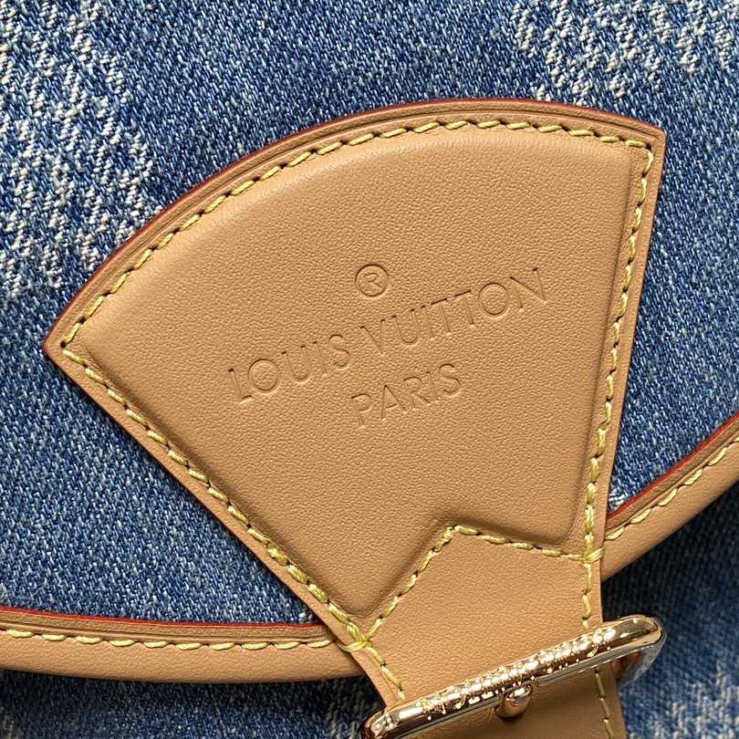 Louis Vuitton Montsouris Backpack   N40708 - DopestKickz