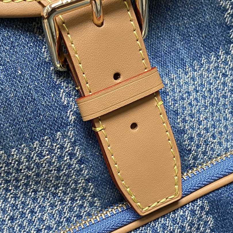 Louis Vuitton Montsouris Backpack   N40708 - DopestKickz