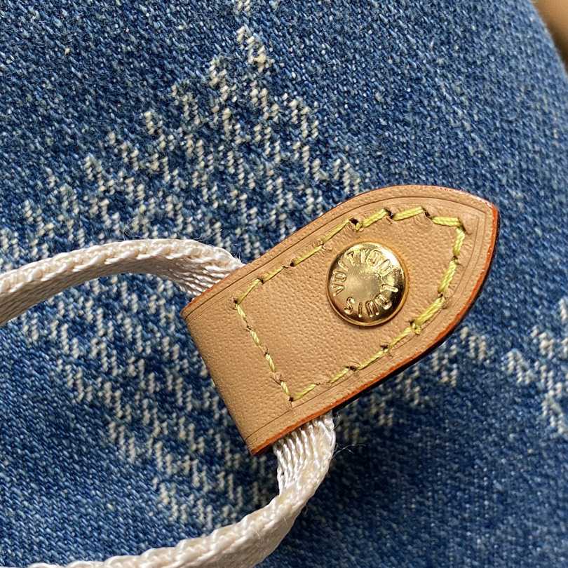 Louis Vuitton Montsouris Backpack   N40708 - DopestKickz