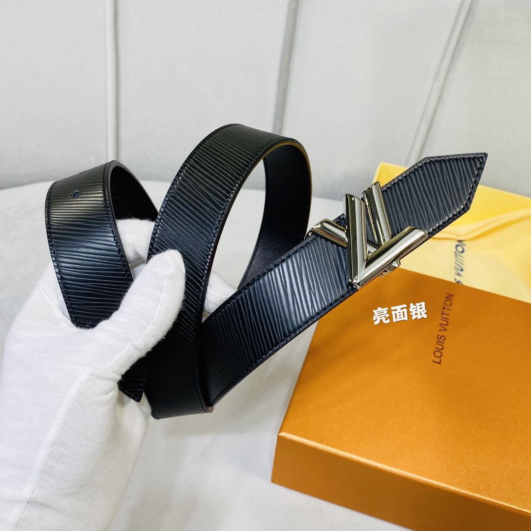 Louis Vuitton 30mm Reversible Belt - DopestKickz