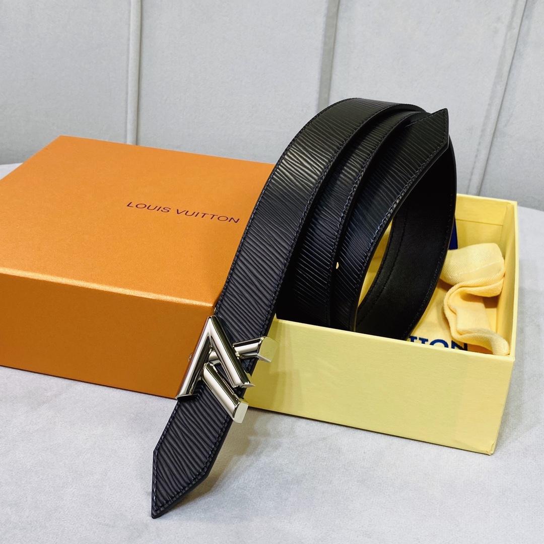 Louis Vuitton 30mm Reversible Belt - DopestKickz