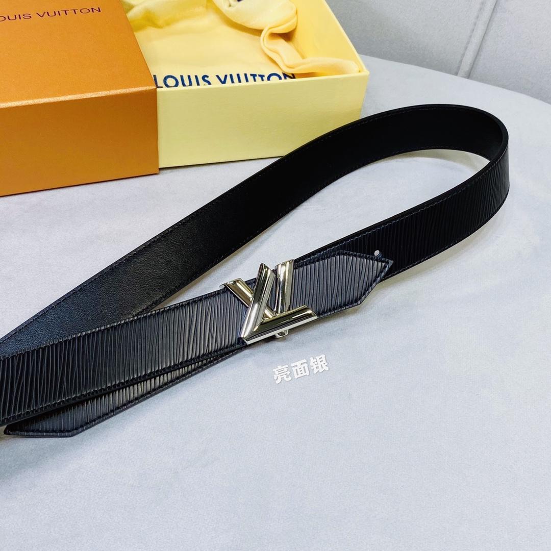 Louis Vuitton 30mm Reversible Belt - DopestKickz