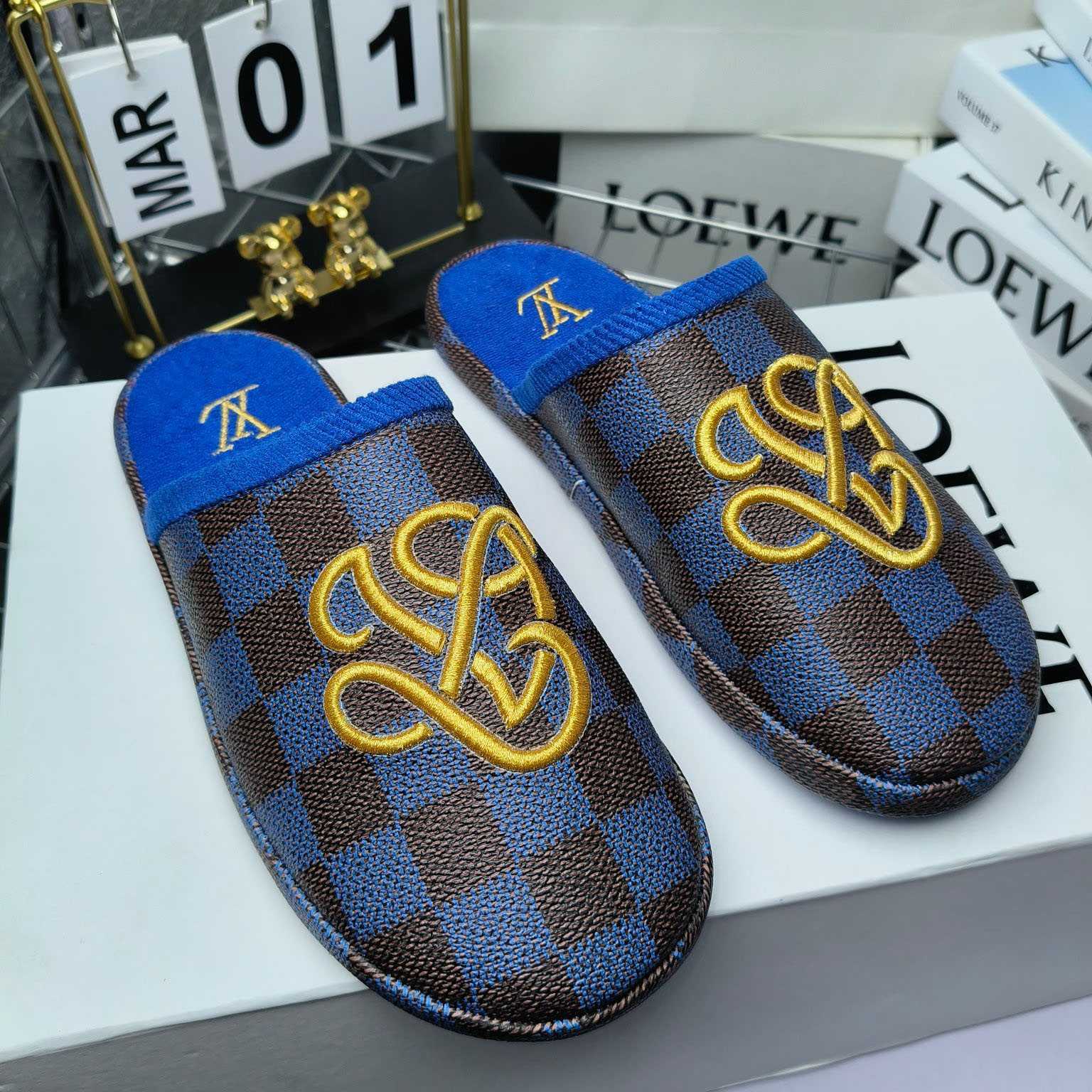 Louis Vuitton LV Palace Slipper   1ACN75 - DopestKickz