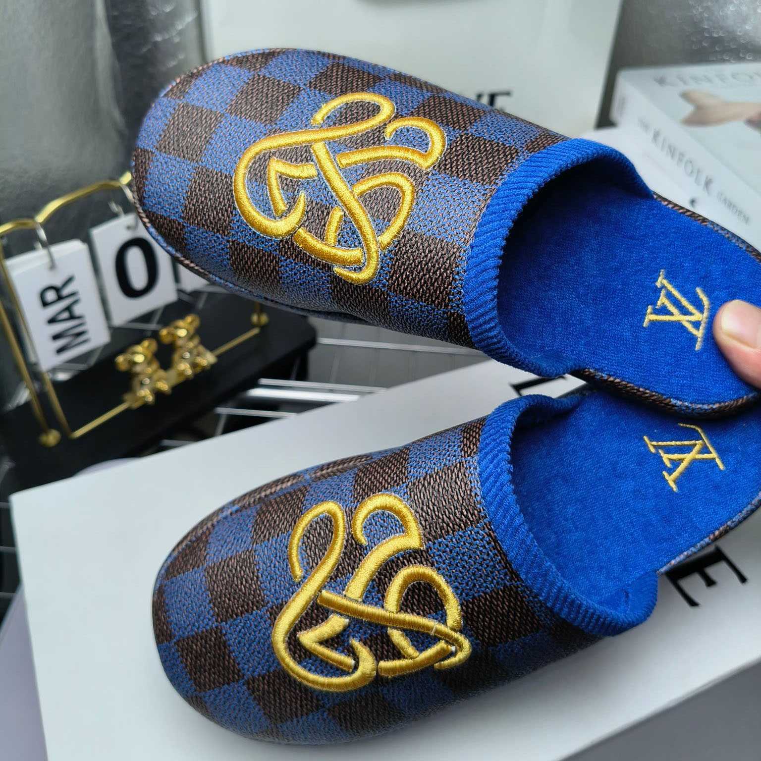 Louis Vuitton LV Palace Slipper   1ACN75 - DopestKickz