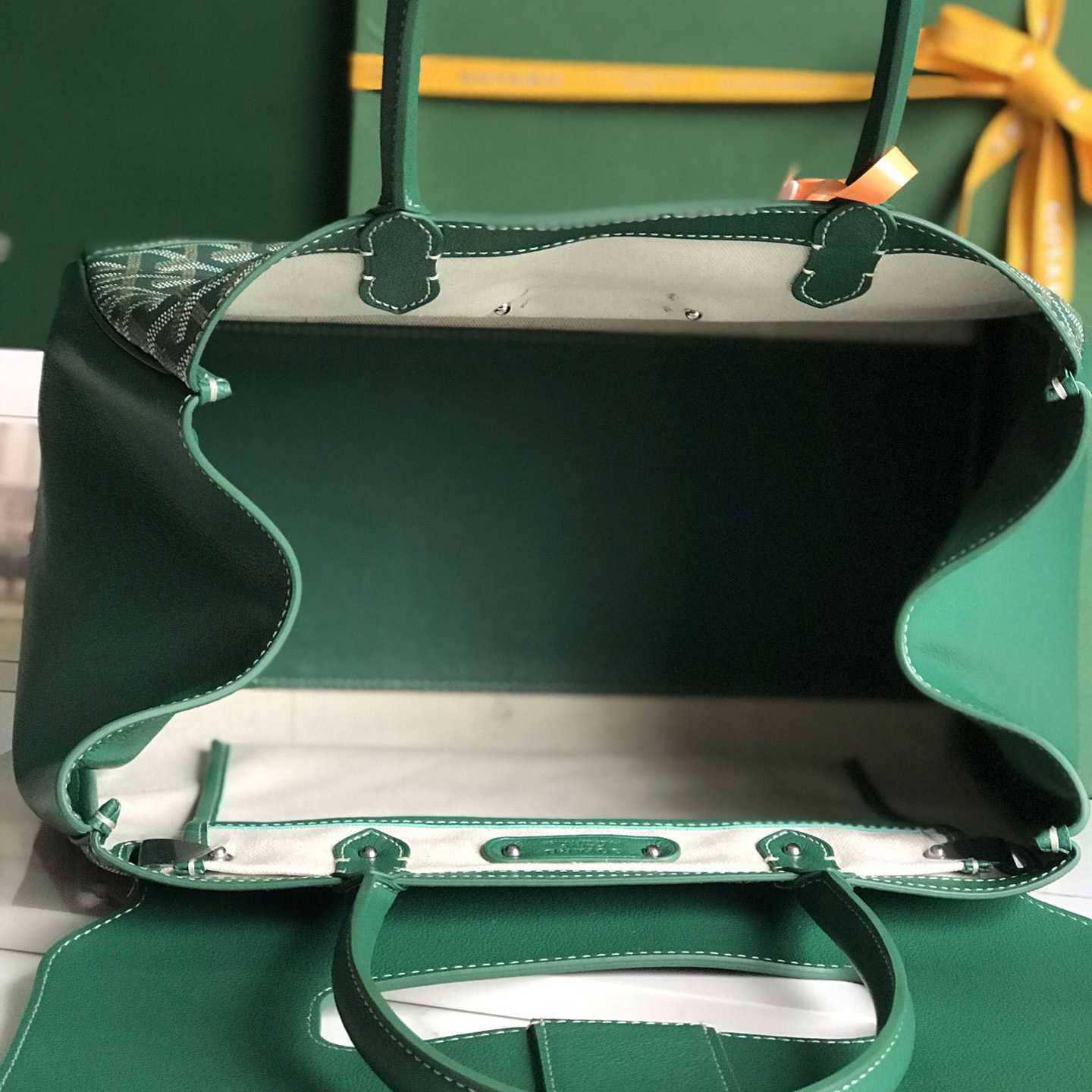 Goyard Saïgon Tote Bag - DopestKickz