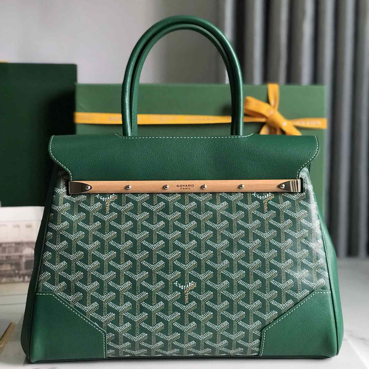 Goyard Saïgon Tote Bag - DopestKickz