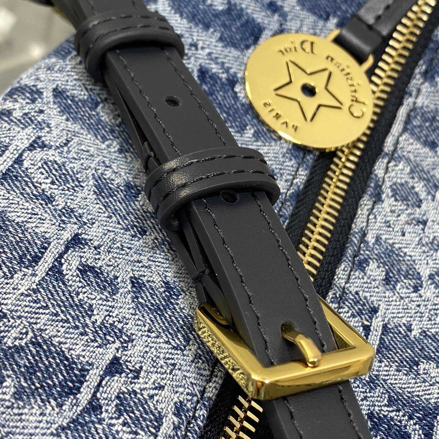 Dior Diorstar Hobo Bag With Chain - DopestKickz