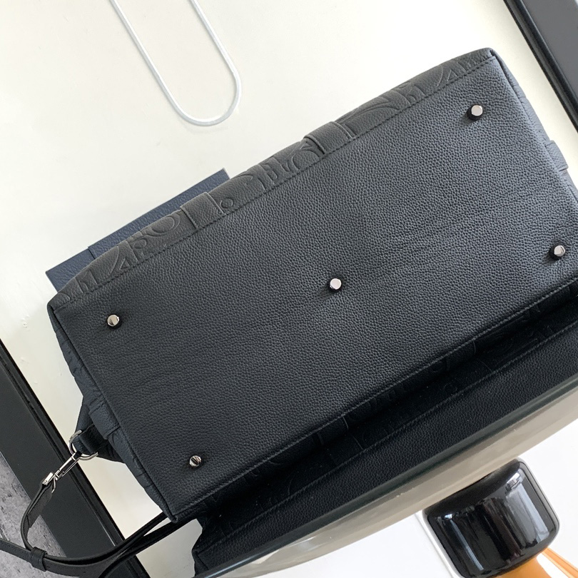 Dior Weekender 40 - DopestKickz