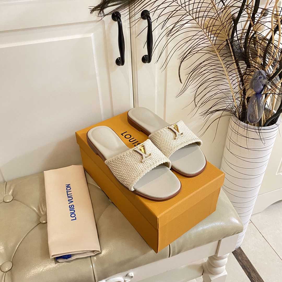 Louis Vuitton LV Capri Flat Mule   1ACZEZ - DopestKickz
