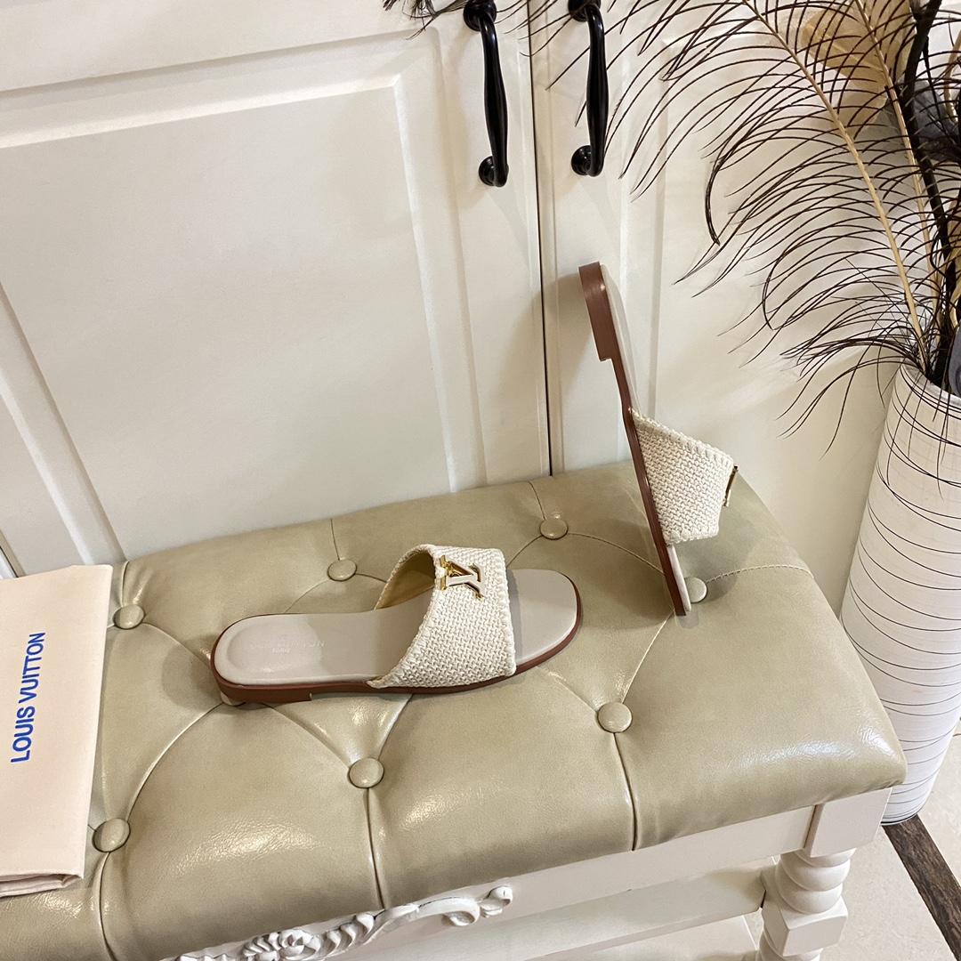 Louis Vuitton LV Capri Flat Mule   1ACZEZ - DopestKickz