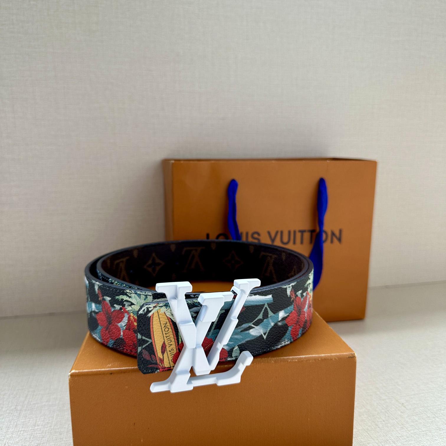Louis Vuitton LV Tag 40mm Reversible Belt - DopestKickz