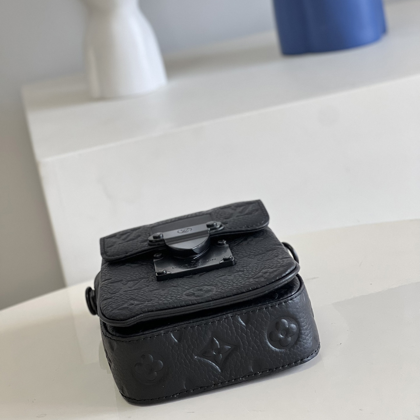 Louis Vuitton S-Lock Vertical Wearable Wallet  M81524 - DopestKickz