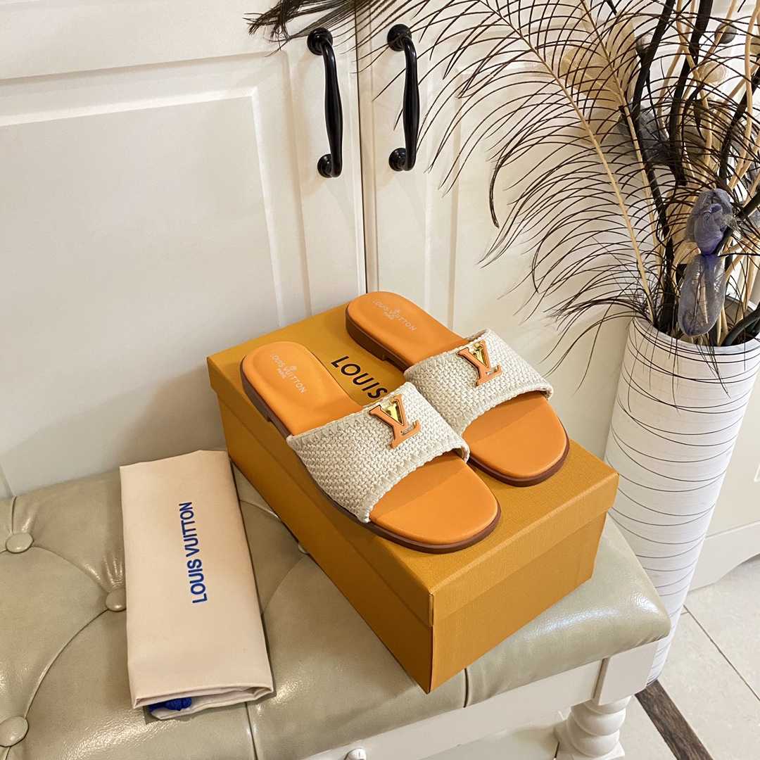 Louis Vuitton LV Capri Flat Mule   1ACZFV - DopestKickz