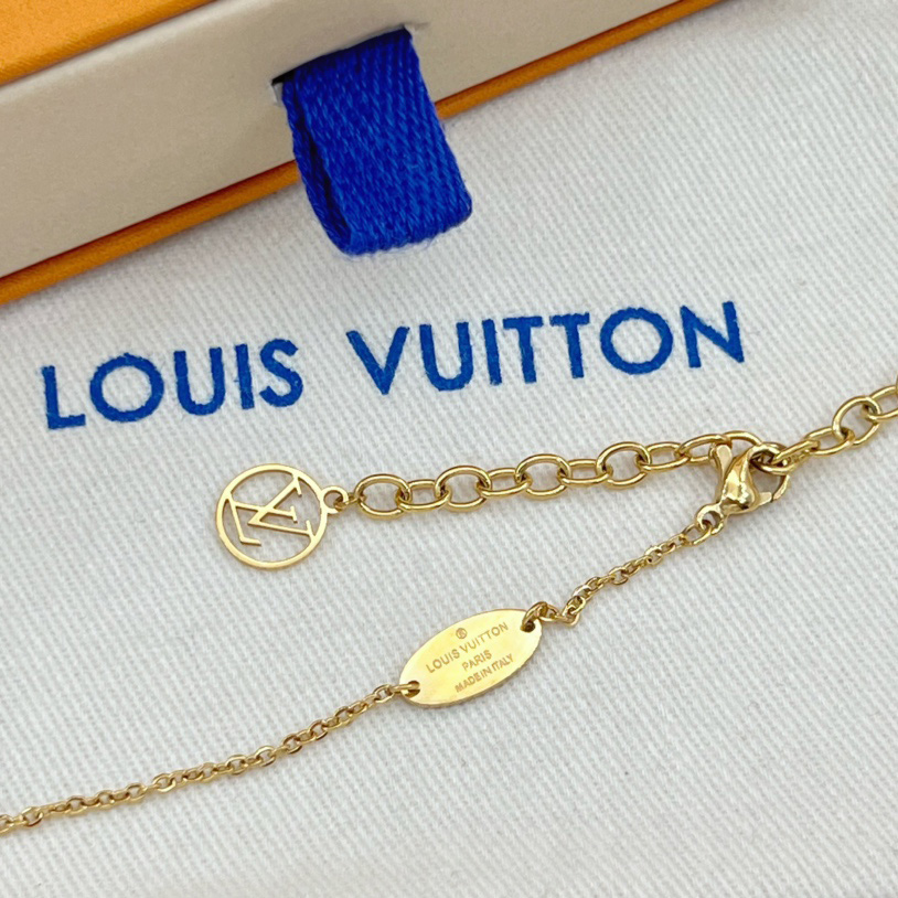 Louis Vuitton Nanogram Necklace   M63141 - DopestKickz
