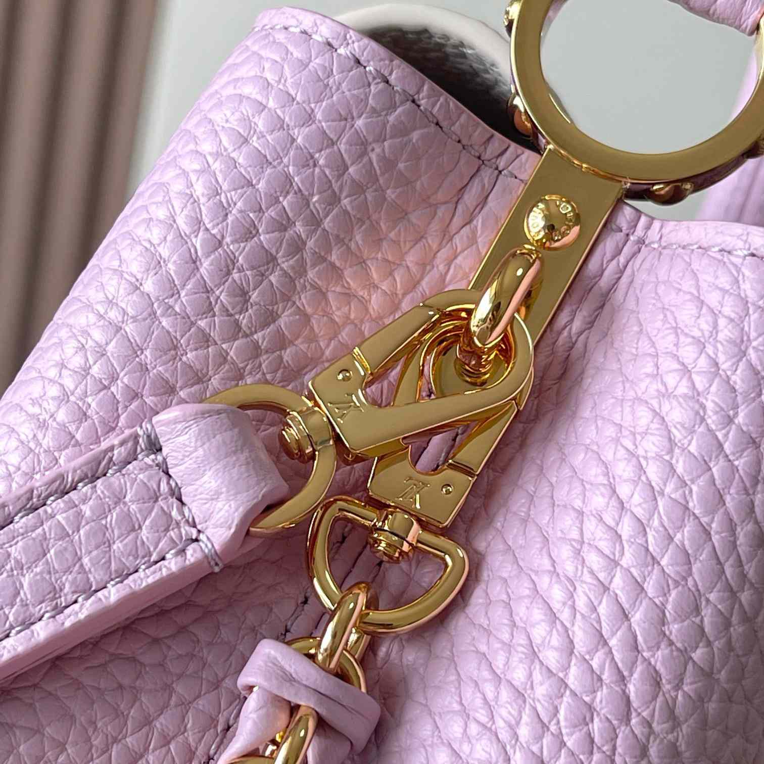 Louis Vuitton Capucines Mini  M23951 - DopestKickz