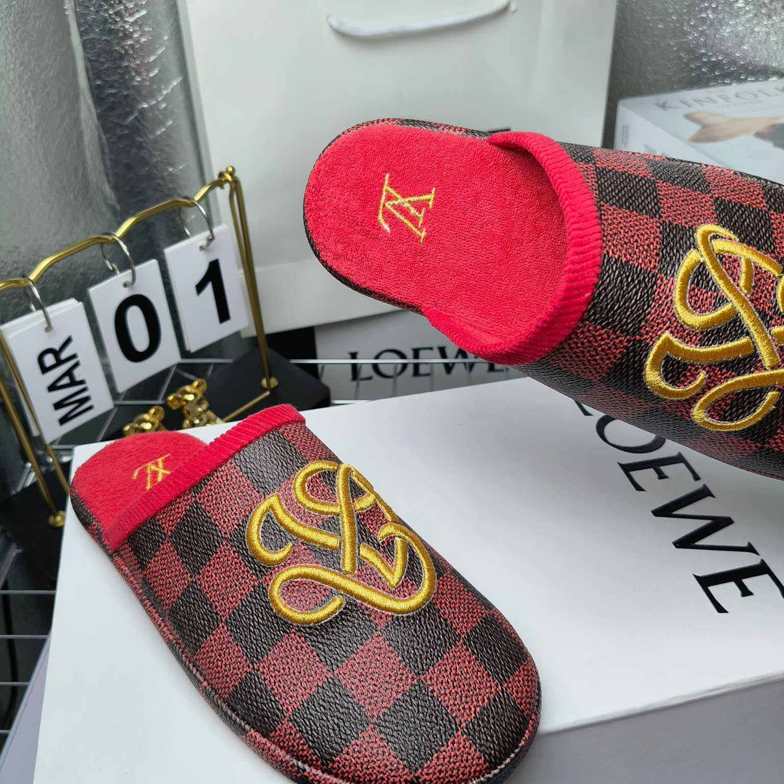 Louis Vuitton LV Palace Slipper   1ACNJ7 - DopestKickz