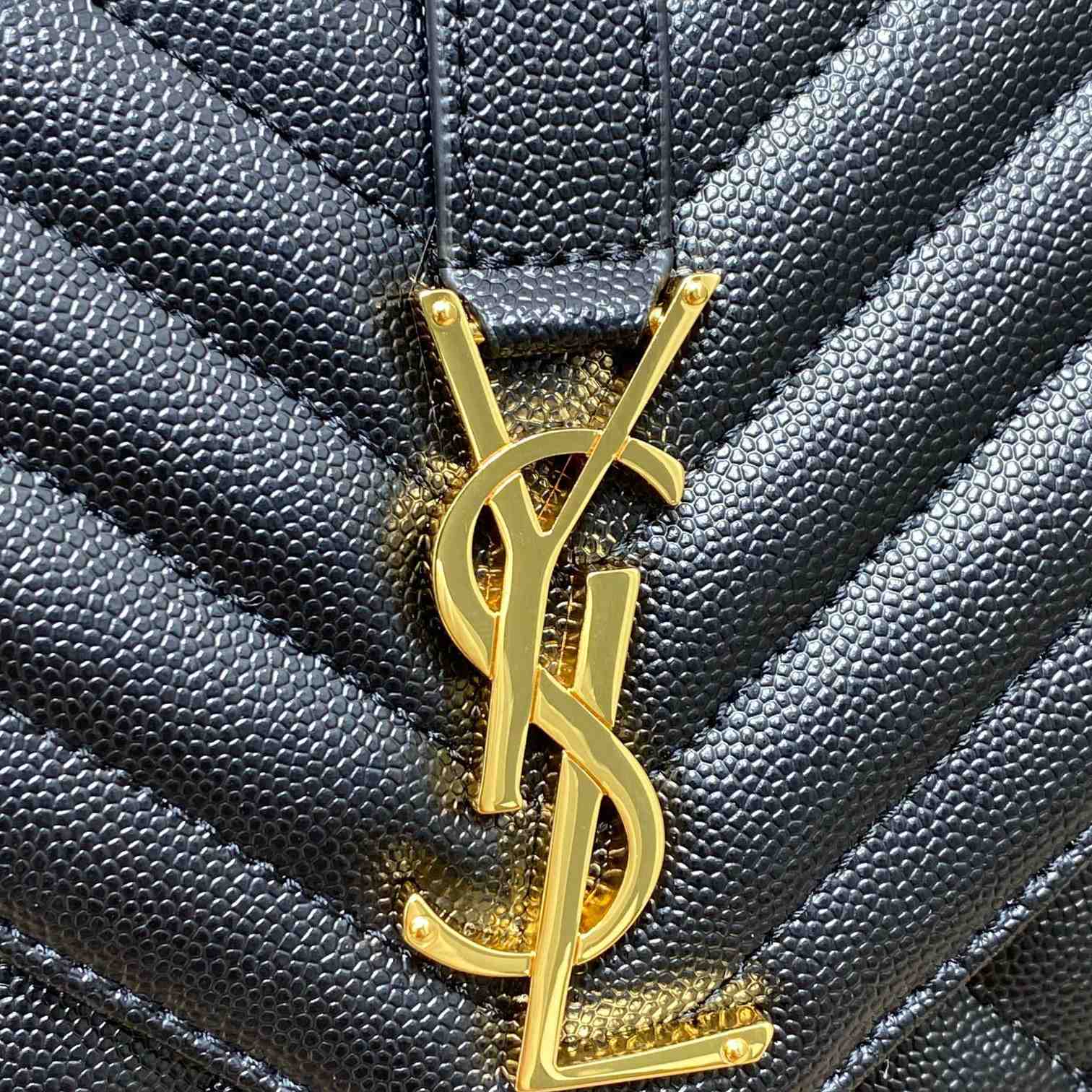 Saint Laurent Leather Shoulder Bag (31x21x7cm) - DopestKickz