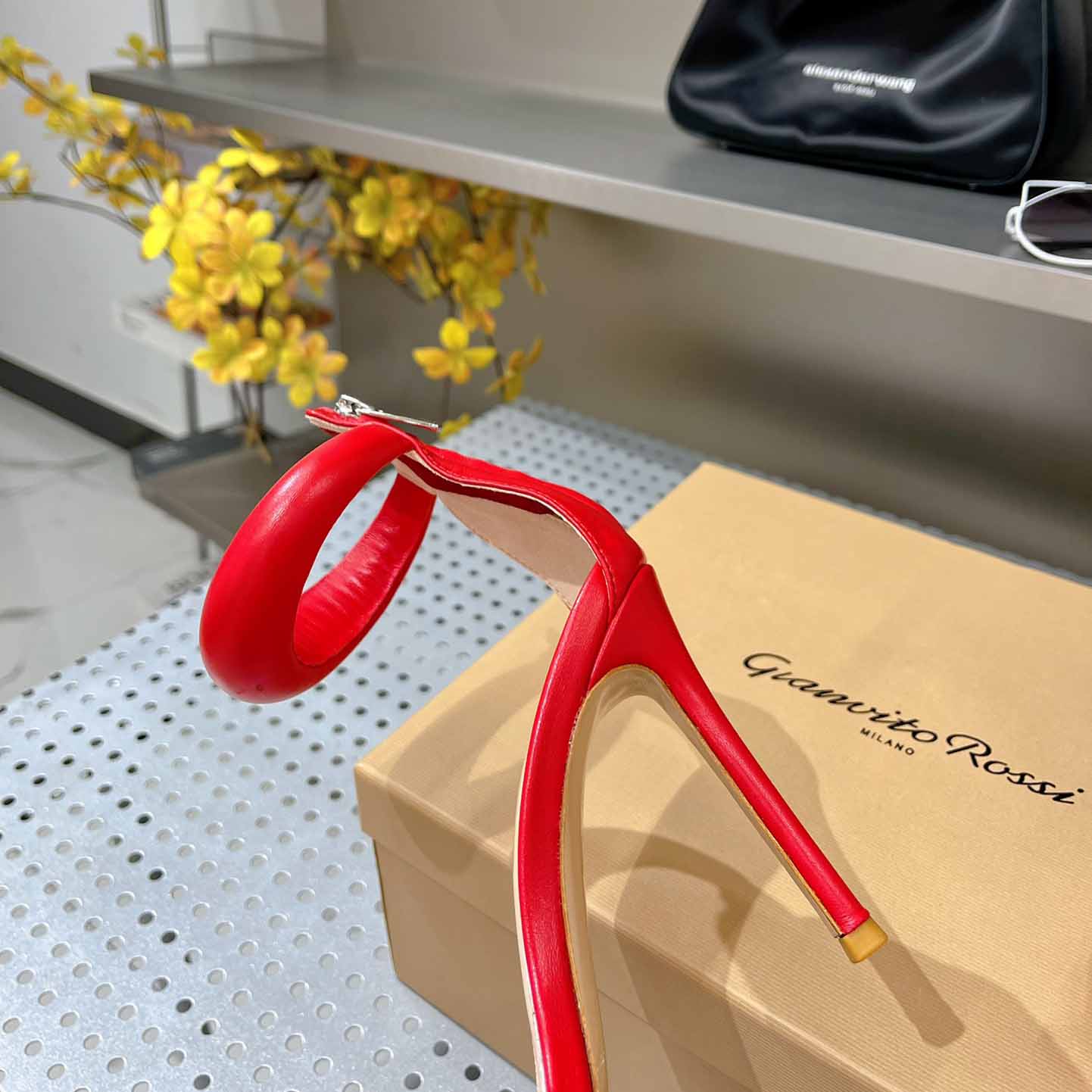 Gianvito Rossi Leather Bijoux Sandals - DopestKickz