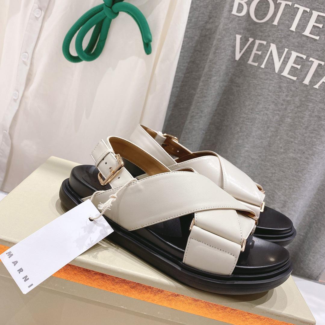 Marni White Leather Fussbett - DopestKickz