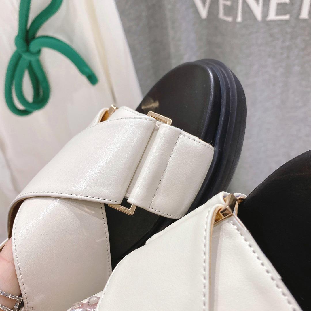 Marni White Leather Fussbett - DopestKickz