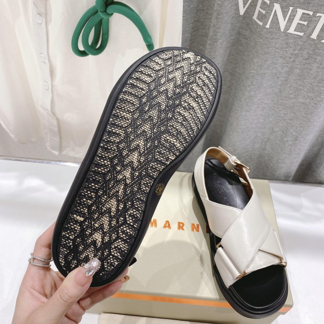 Marni White Leather Fussbett - DopestKickz