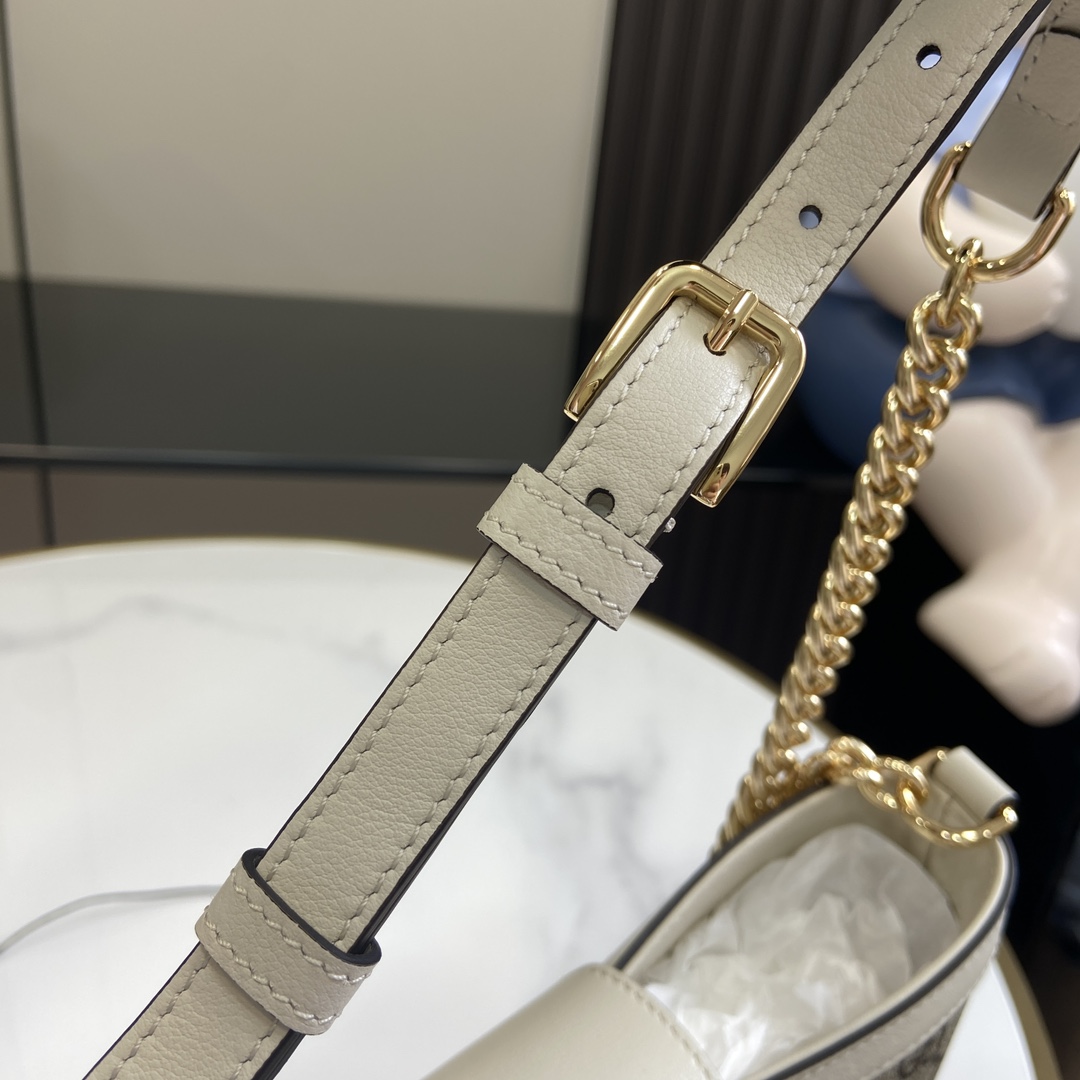 Gucci Padlock Small Shoulder Bag - DopestKickz