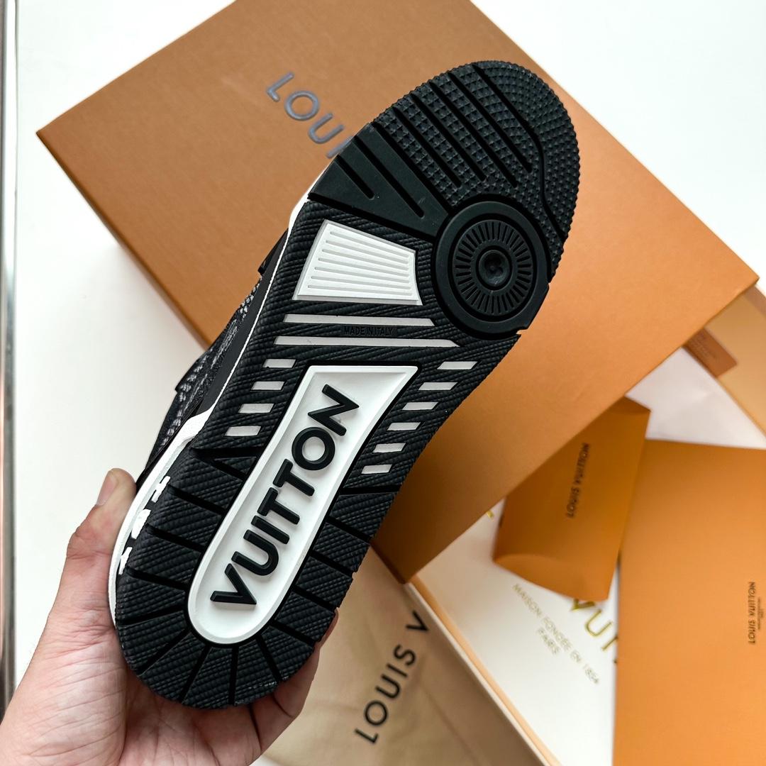 Louis Vuitton LV Trainer Sneaker  1AD6DZ - DopestKickz