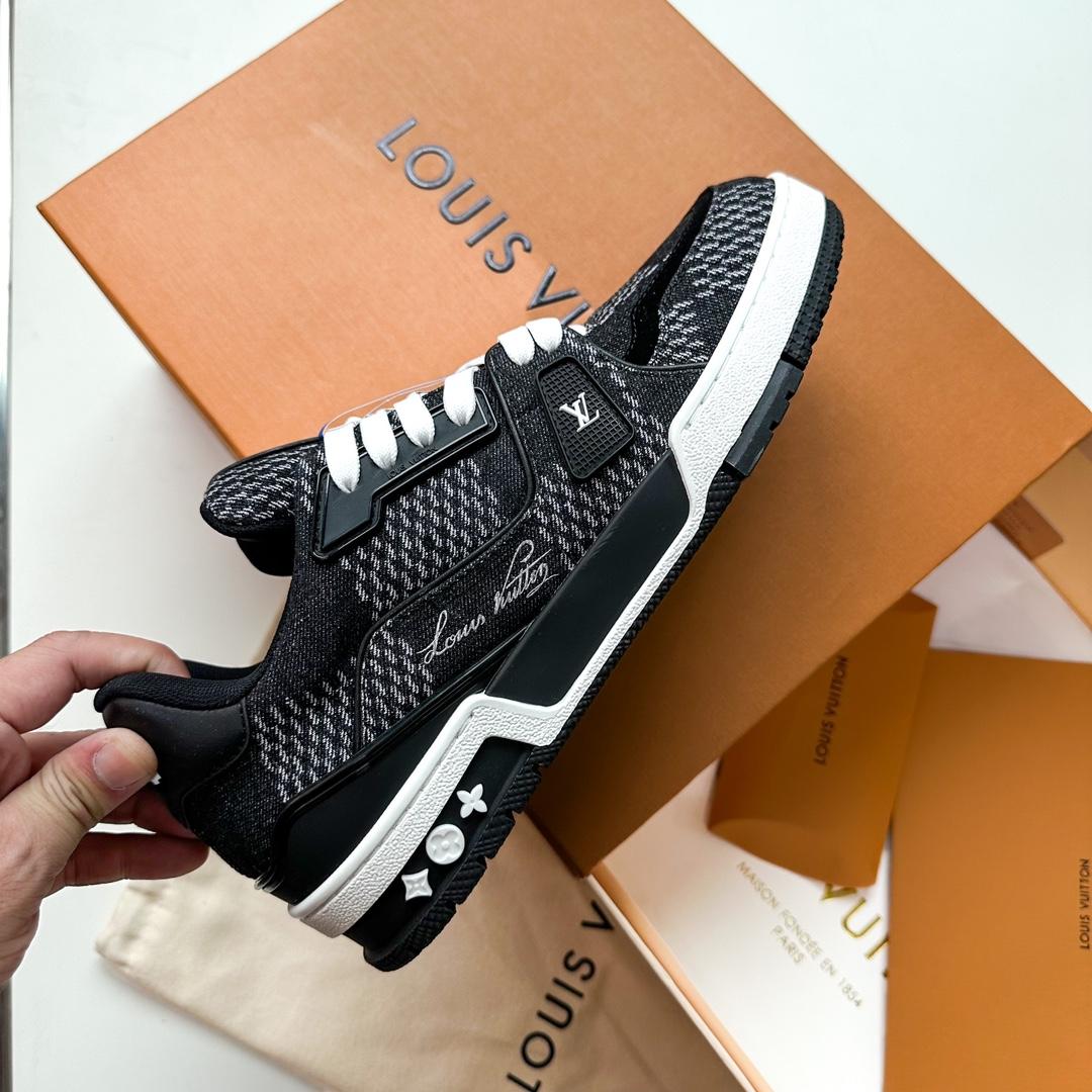 Louis Vuitton LV Trainer Sneaker  1AD6DZ - DopestKickz